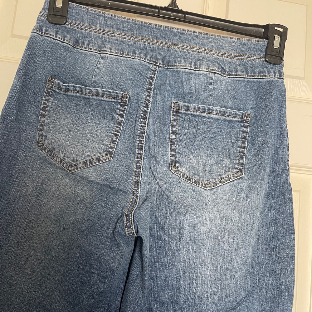 Blue Slice Wide-Leg Jeans‎ | Juniors Size 5 | Wide Leg, Blue, Mock-Front Pockets - Picture 7 of 8